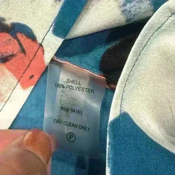 Ivanka Trump Women's Blouse Blue Floral Size S/P Short Sleeve Casual Cottagecore - Picture 4 of 9